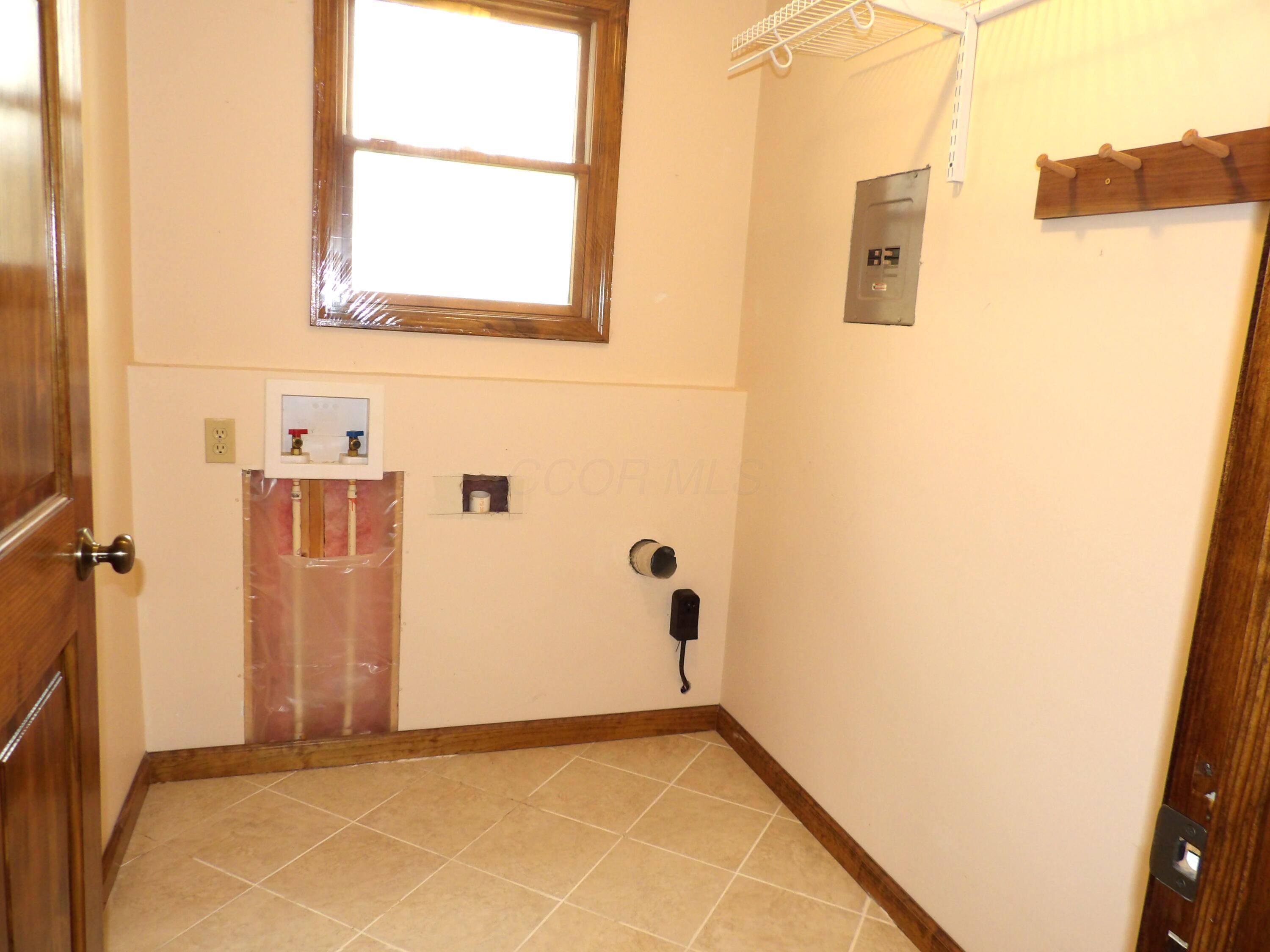 6723 Zwickle Road, Logan, Ohio image 12