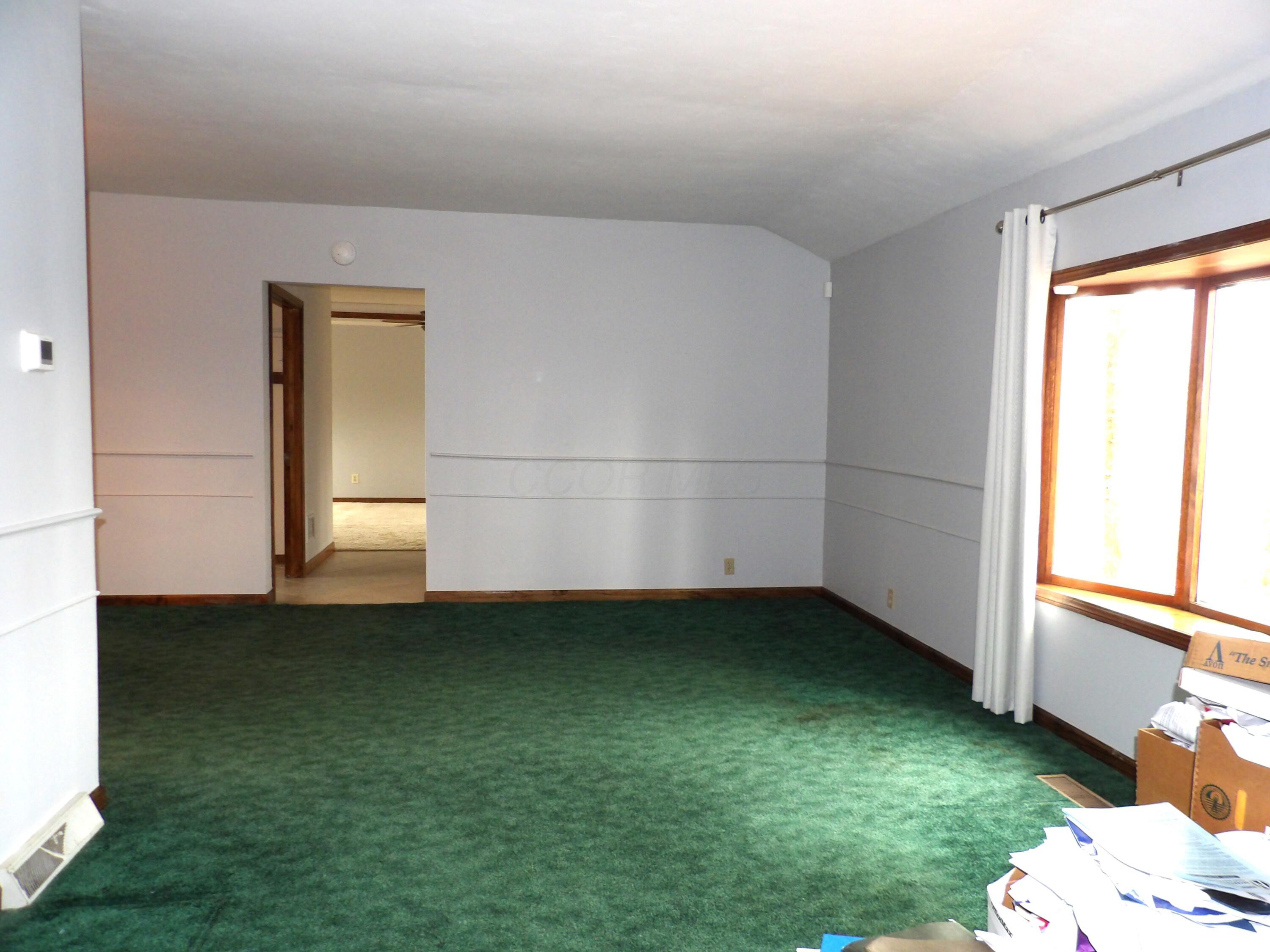6723 Zwickle Road, Logan, Ohio image 11