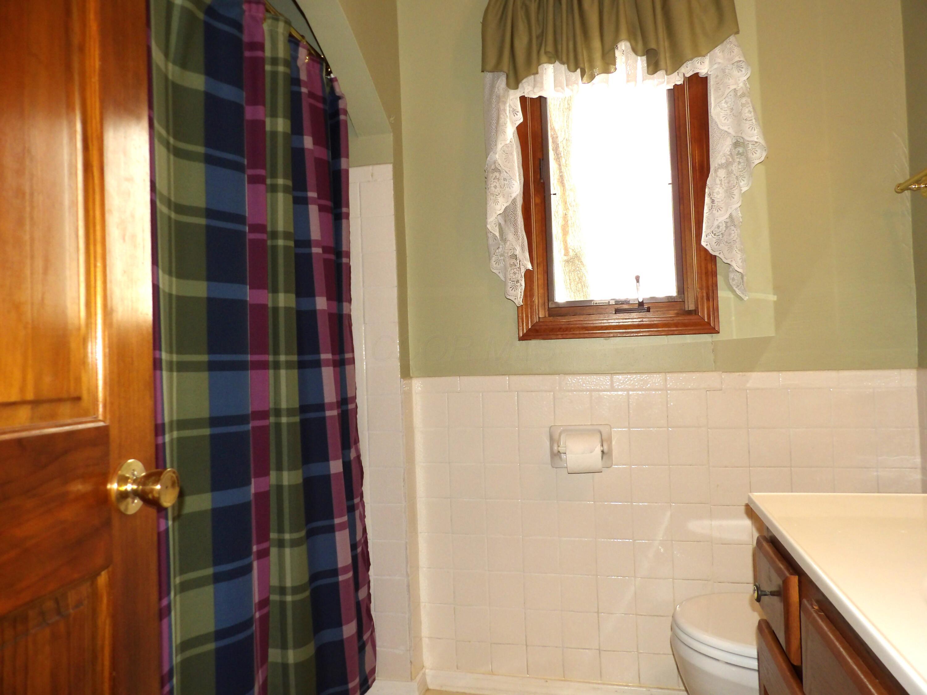 6723 Zwickle Road, Logan, Ohio image 20