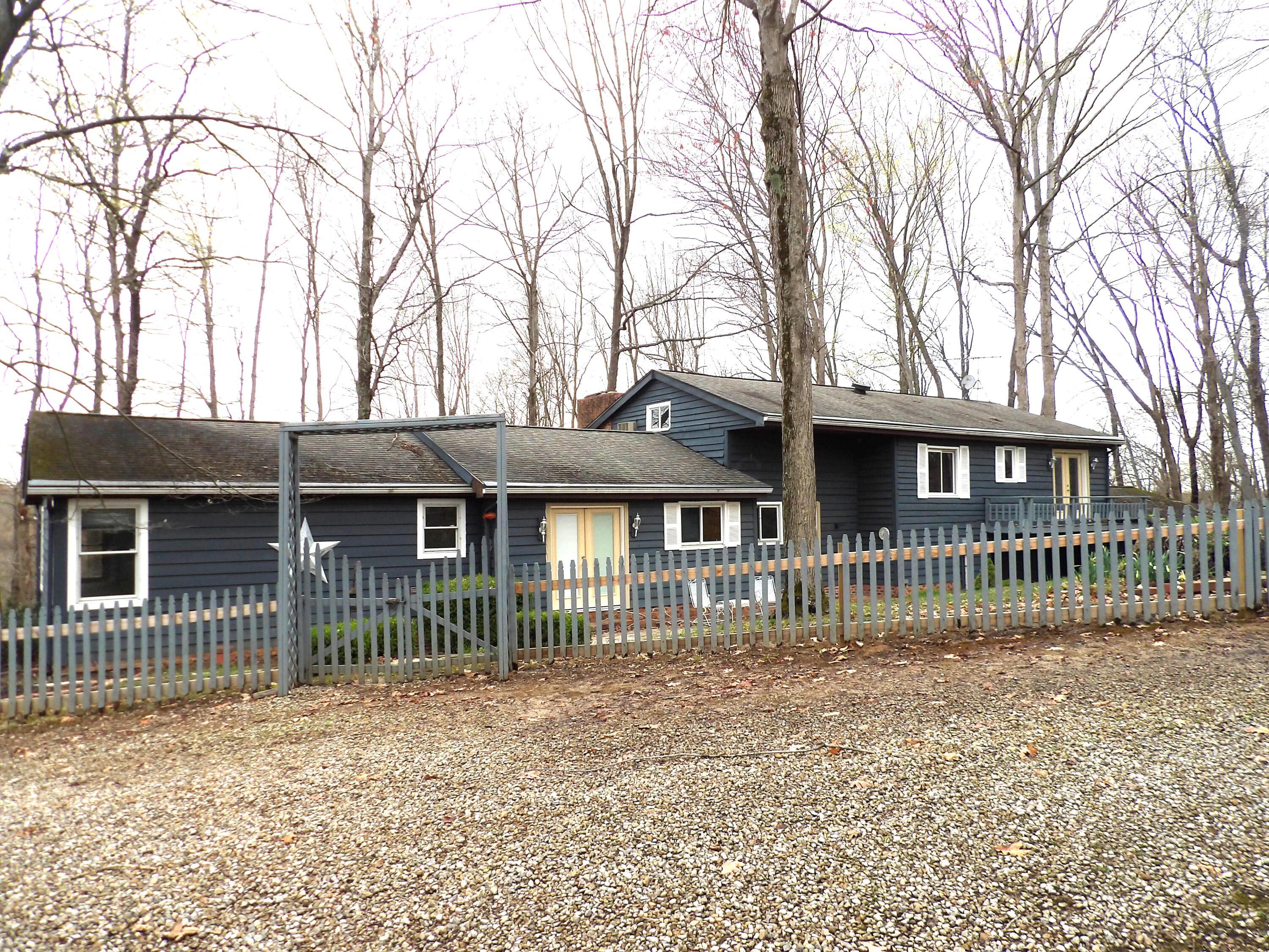 6723 Zwickle Road, Logan, Ohio image 3