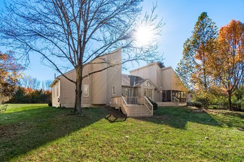 Photo of 980 Pollock Road, Delaware, OH 43015 (MLS # 225042348)