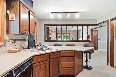 Tiny photo for 5421 Harrisburg Georgesville Road, Grove City, OH 43123 (MLS # 226032808)
