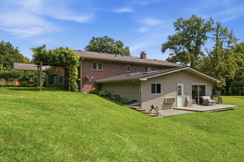 Tiny photo for 5421 Harrisburg Georgesville Road, Grove City, OH 43123 (MLS # 226032808)