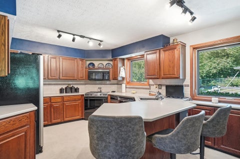 Tiny photo for 5421 Harrisburg Georgesville Road, Grove City, OH 43123 (MLS # 226032808)