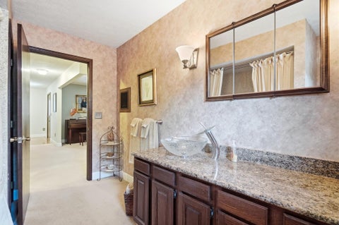 Tiny photo for 5421 Harrisburg Georgesville Road, Grove City, OH 43123 (MLS # 226032808)