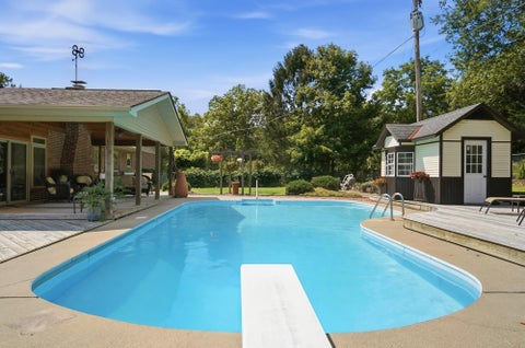 Tiny photo for 5421 Harrisburg Georgesville Road, Grove City, OH 43123 (MLS # 226032808)