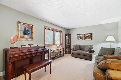 Tiny photo for 5421 Harrisburg Georgesville Road, Grove City, OH 43123 (MLS # 226032808)