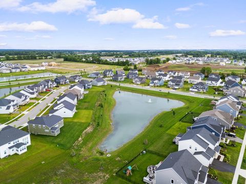Tiny photo for 349 Harvest Walk Loop, Delaware, OH 43015 (MLS # 225036792)