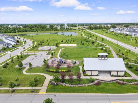Tiny photo for 349 Harvest Walk Loop, Delaware, OH 43015 (MLS # 225036792)