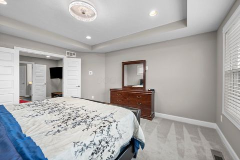 Tiny photo for 349 Harvest Walk Loop, Delaware, OH 43015 (MLS # 225036792)