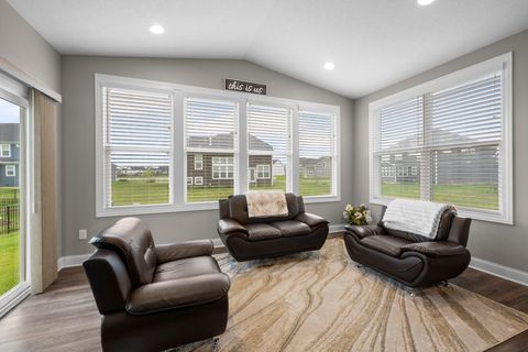Tiny photo for 349 Harvest Walk Loop, Delaware, OH 43015 (MLS # 225036792)