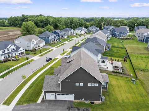 Tiny photo for 349 Harvest Walk Loop, Delaware, OH 43015 (MLS # 225036792)