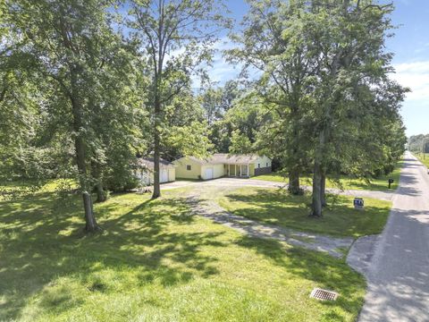 Photo of 14219 Graham Road SW, Pataskala, OH 43062 (MLS # 225011867)