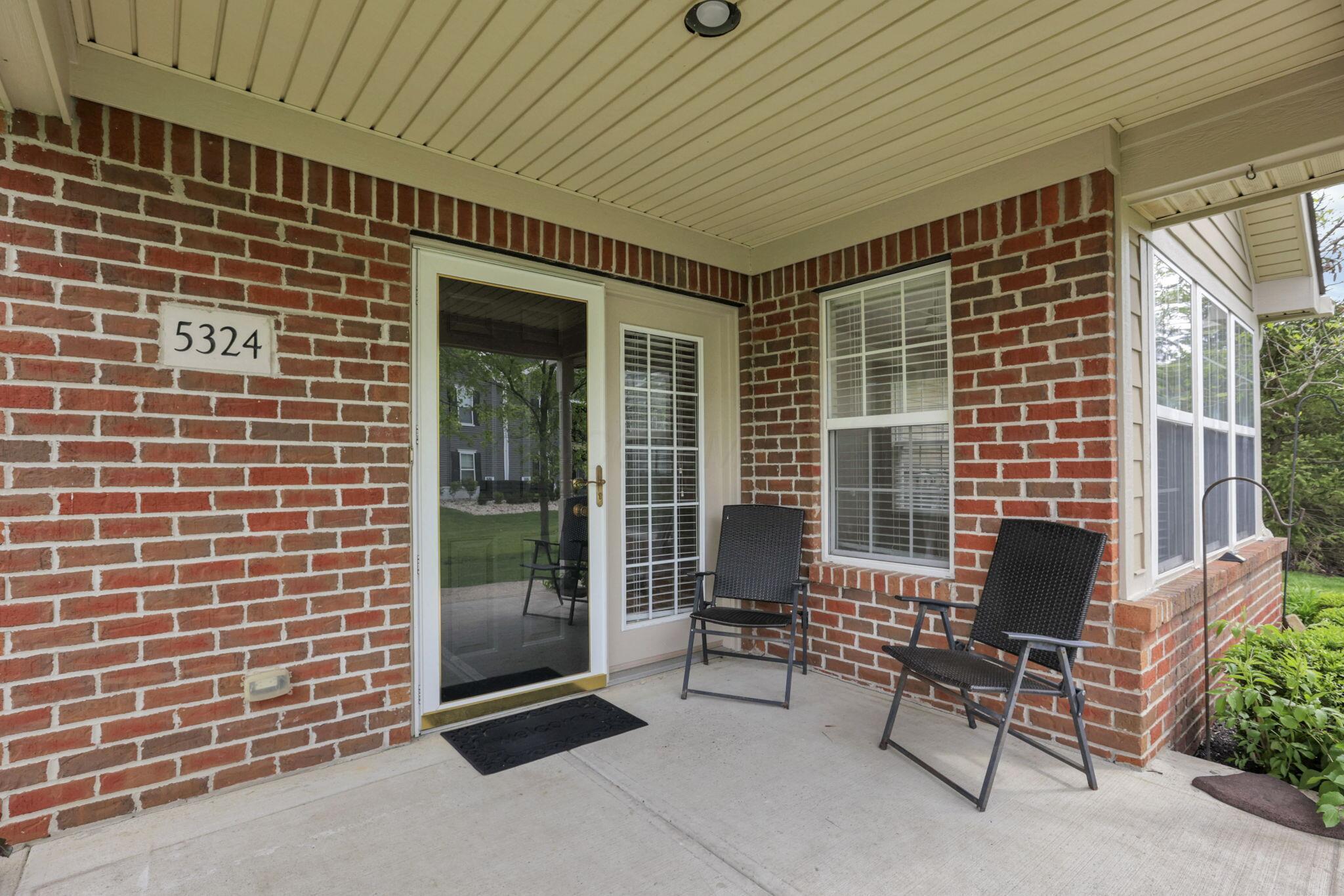 5324 Nottinghamshire Lane, Westerville, Ohio image 3