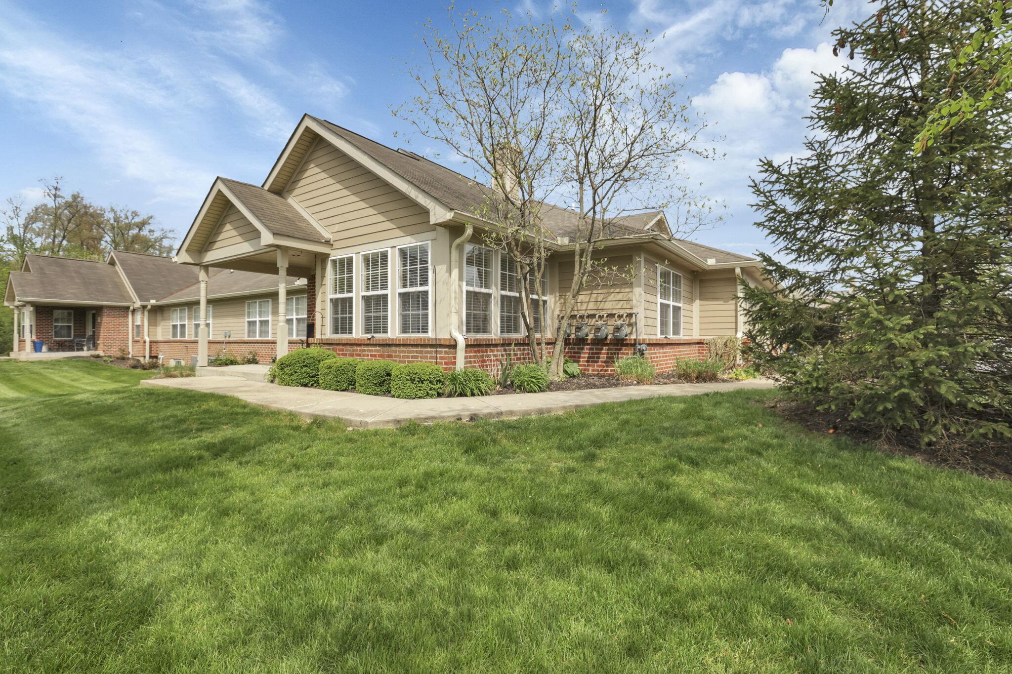 5324 Nottinghamshire Lane, Westerville, Ohio image 2