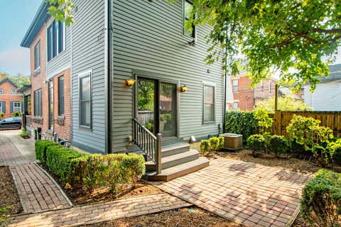 Tiny photo for 240 Jackson Street, Columbus, OH 43206 (MLS # 226028775)