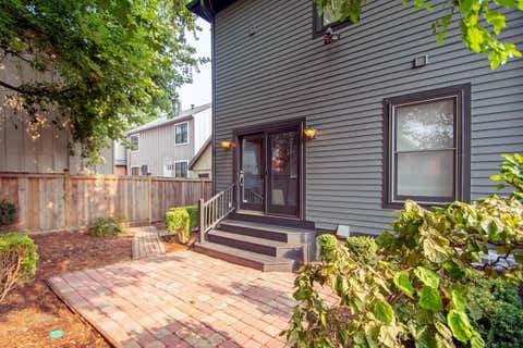 Tiny photo for 240 Jackson Street, Columbus, OH 43206 (MLS # 226028775)