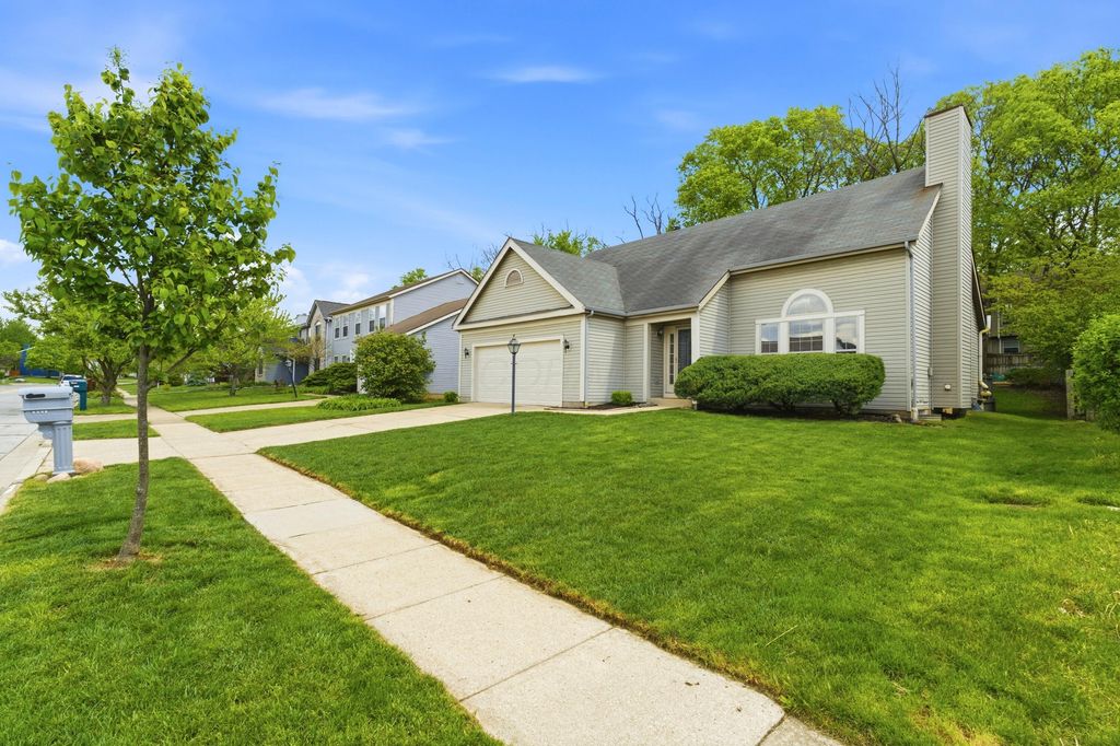 Photo of 5994 Abbey Church Road, Dublin, OH 43017 (MLS # 226013697)