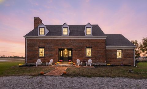 Photo of 2770 Us-42, London, OH 43140 (MLS # 225040292)