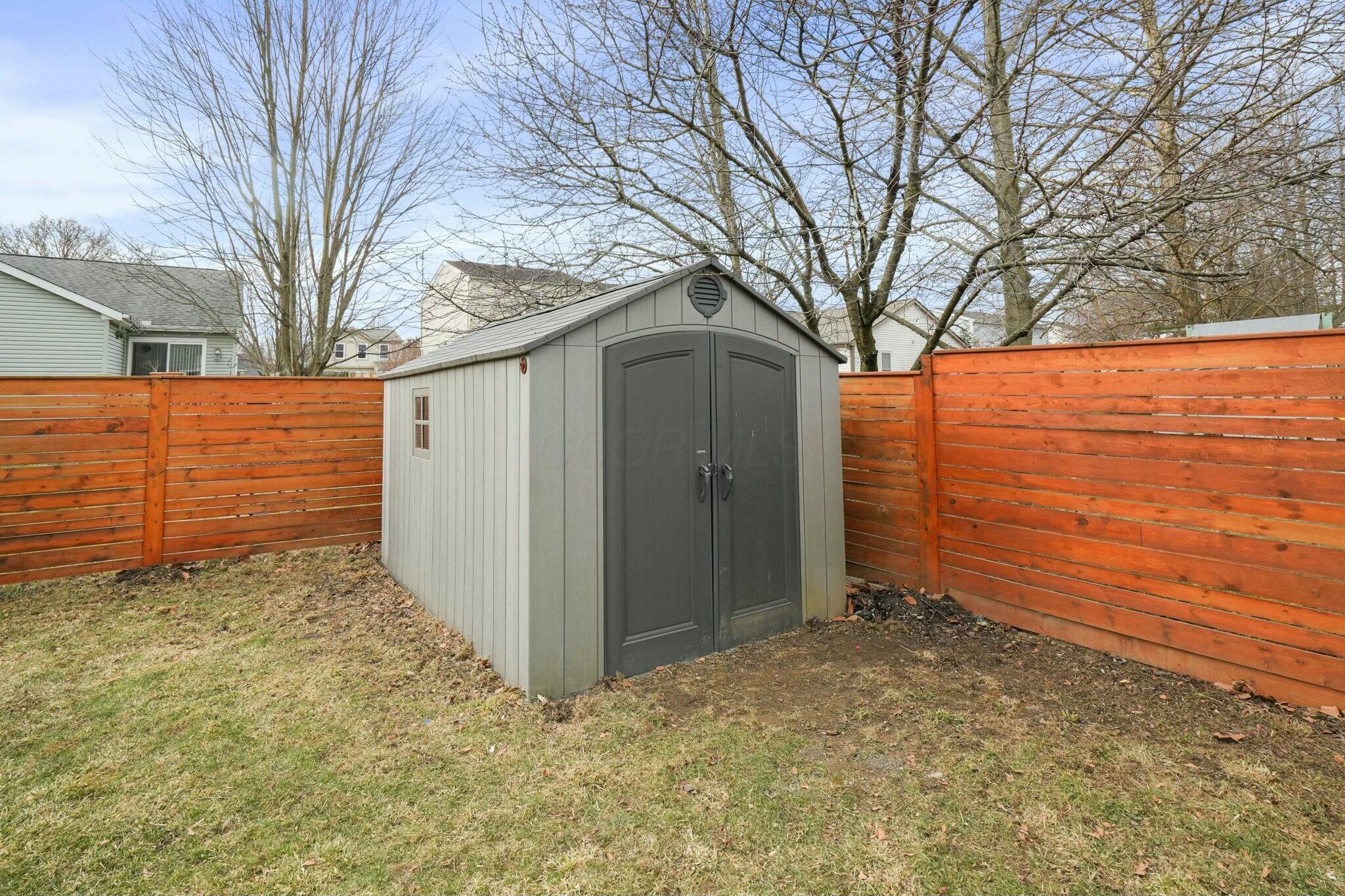 4933 Silver Bow Drive, Hilliard, Ohio image 30