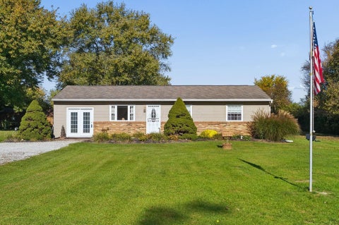 Photo of 5269 Norton Road, Grove City, OH 43123 (MLS # 226040818)