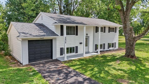 Photo of 4806 Heatherton Drive, Columbus, OH 43229 (MLS # 226034340)