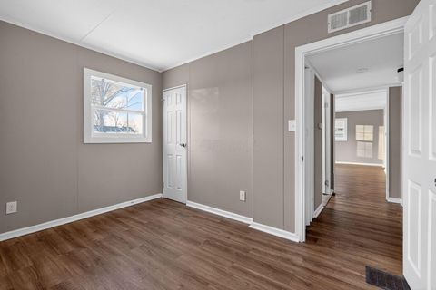 Tiny photo for 1042 S Hampton Road, Columbus, OH 43227 (MLS # 225045520)