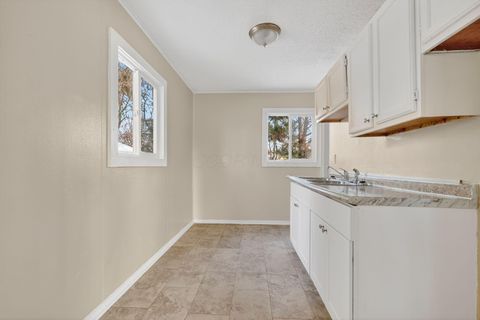 Tiny photo for 1042 S Hampton Road, Columbus, OH 43227 (MLS # 225045520)