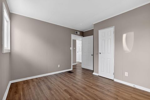 Tiny photo for 1042 S Hampton Road, Columbus, OH 43227 (MLS # 225045520)