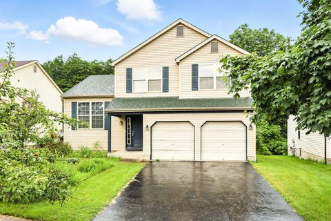 Photo of 3576 Blendon Bend Way, Columbus, OH 43231 (MLS # 225023647) Photo of 3576 Blendon Bend Way, Columbus, OH 43231 (MLS # 225023647)