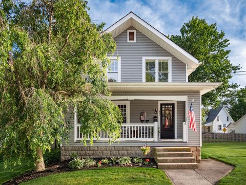 Photo of 431 W Main Street, Plain City, OH 43064 (MLS # 226019598)