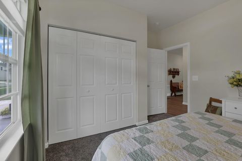 Tiny photo for 236 Rochdale, Delaware, OH 43015 (MLS # 226014119)