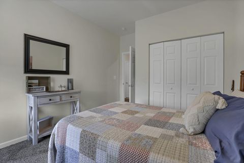 Tiny photo for 236 Rochdale, Delaware, OH 43015 (MLS # 226014119)