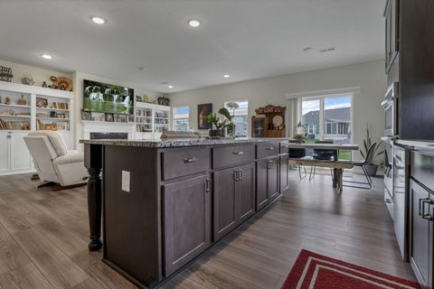 Tiny photo for 236 Rochdale, Delaware, OH 43015 (MLS # 226014119)