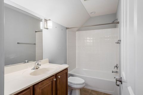 Tiny photo for 4635 Oracle Lane 40 #40, Hilliard, OH 43026 (MLS # 226005522)