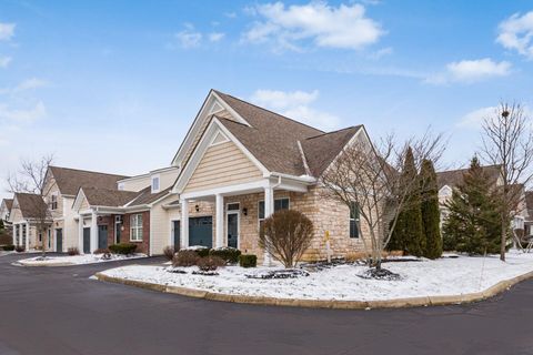 Tiny photo for 4635 Oracle Lane 40 #40, Hilliard, OH 43026 (MLS # 226005522)