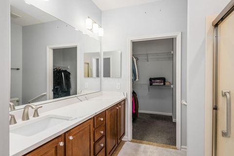 Tiny photo for 4635 Oracle Lane 40 #40, Hilliard, OH 43026 (MLS # 226005522)