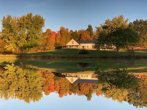 Photo of 4804 Marion Road NW, Centerburg, OH 43011 (MLS # 225026440)