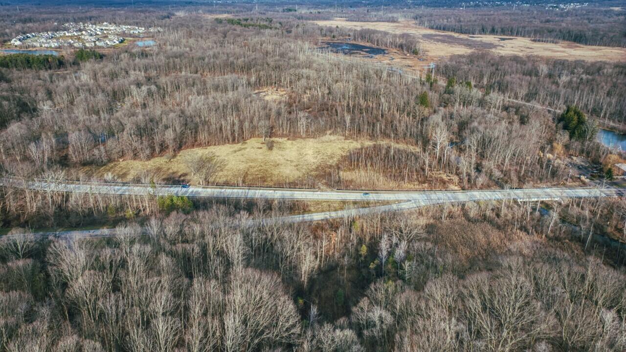 7687 Ravenna Road, Hudson, Ohio image 1