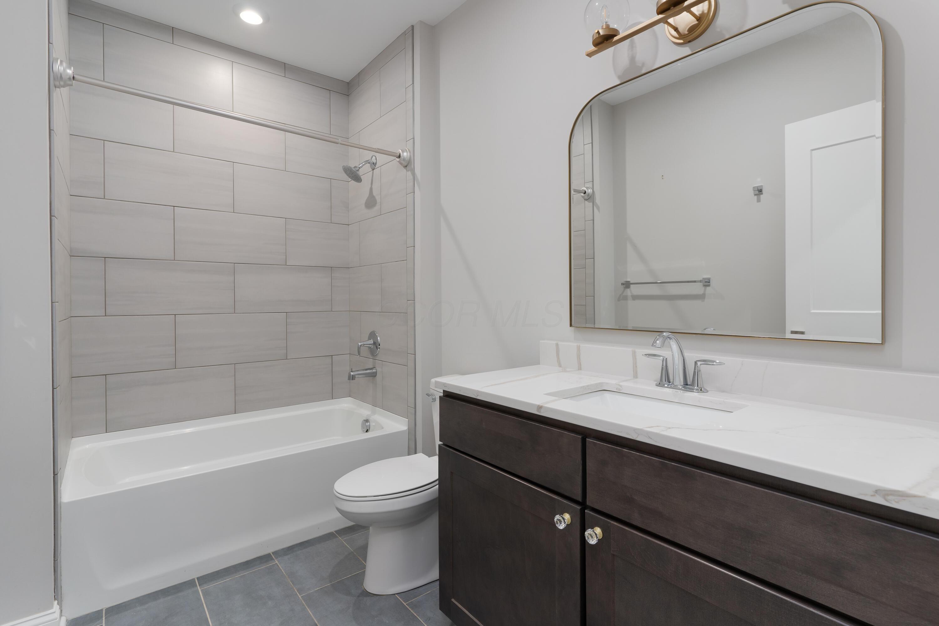 5285 Highpointe Lakes Drive #304, Westerville, Ohio image 26