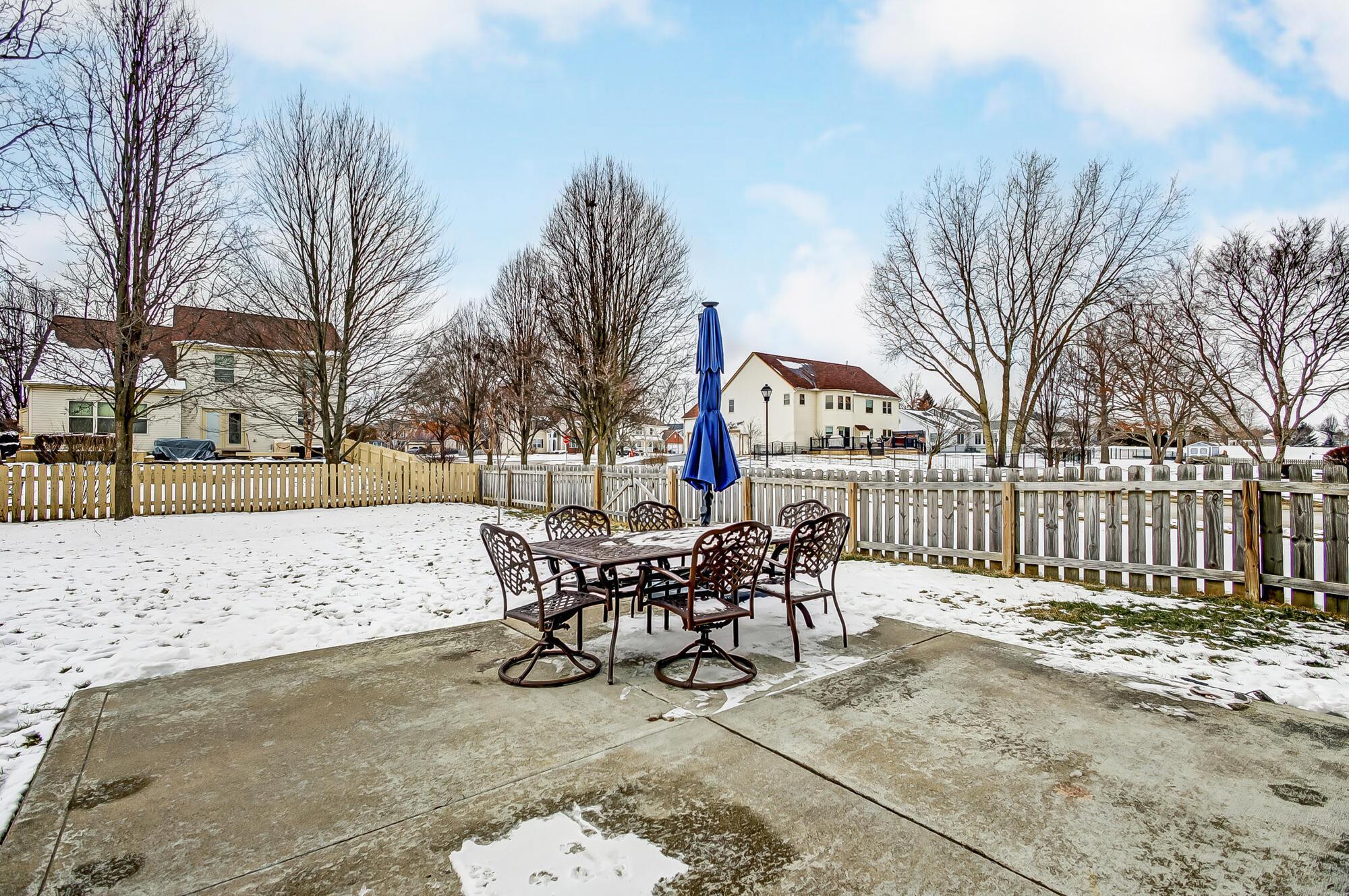 2127 Twin Flower Circle, Grove City, Ohio image 44