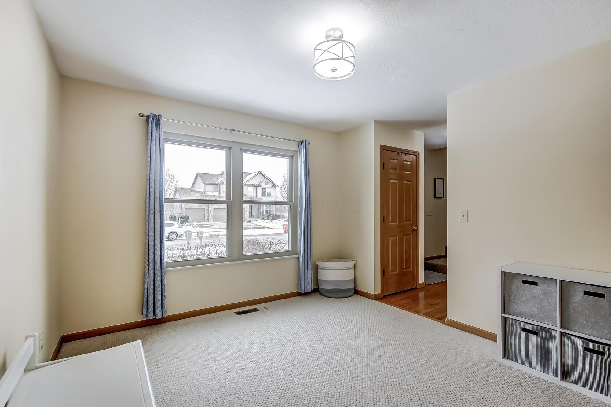 2127 Twin Flower Circle, Grove City, Ohio image 13