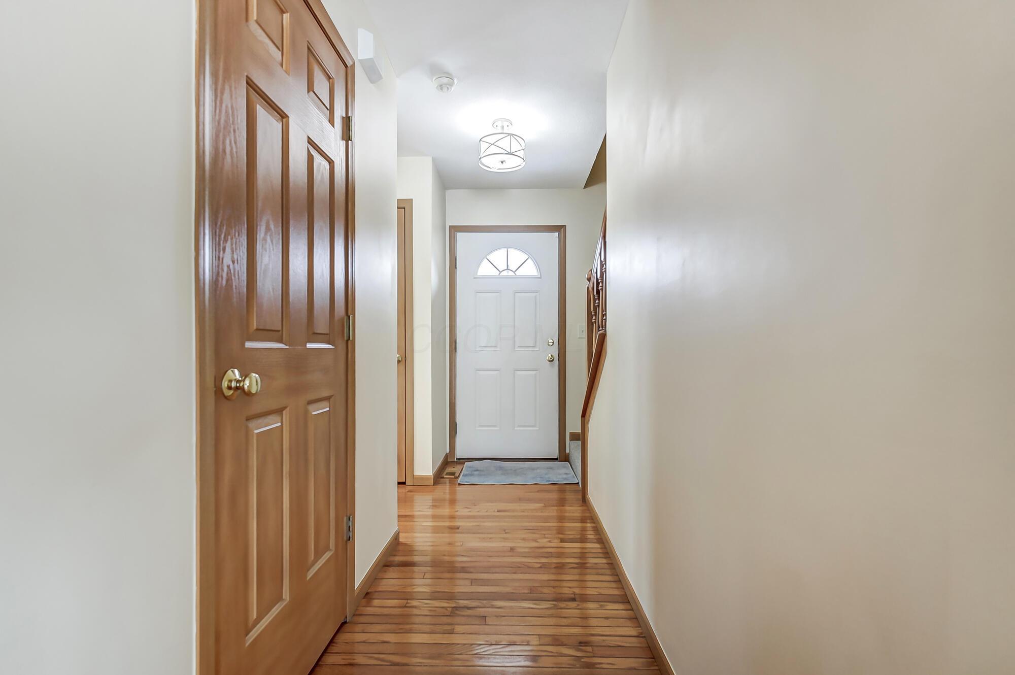 2127 Twin Flower Circle, Grove City, Ohio image 15