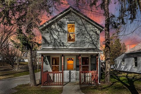 Photo of 156 London Road, Delaware, OH 43015 (MLS # 226009889)