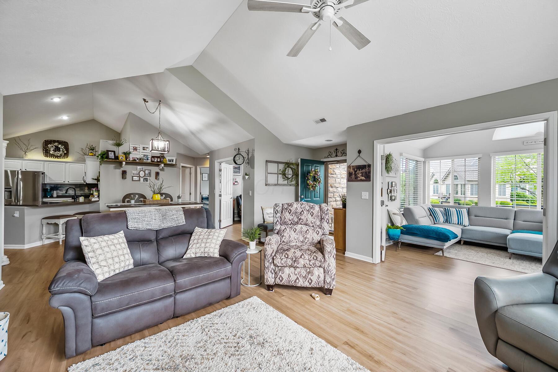 7300 Falls View Circle, Delaware, Ohio image 9