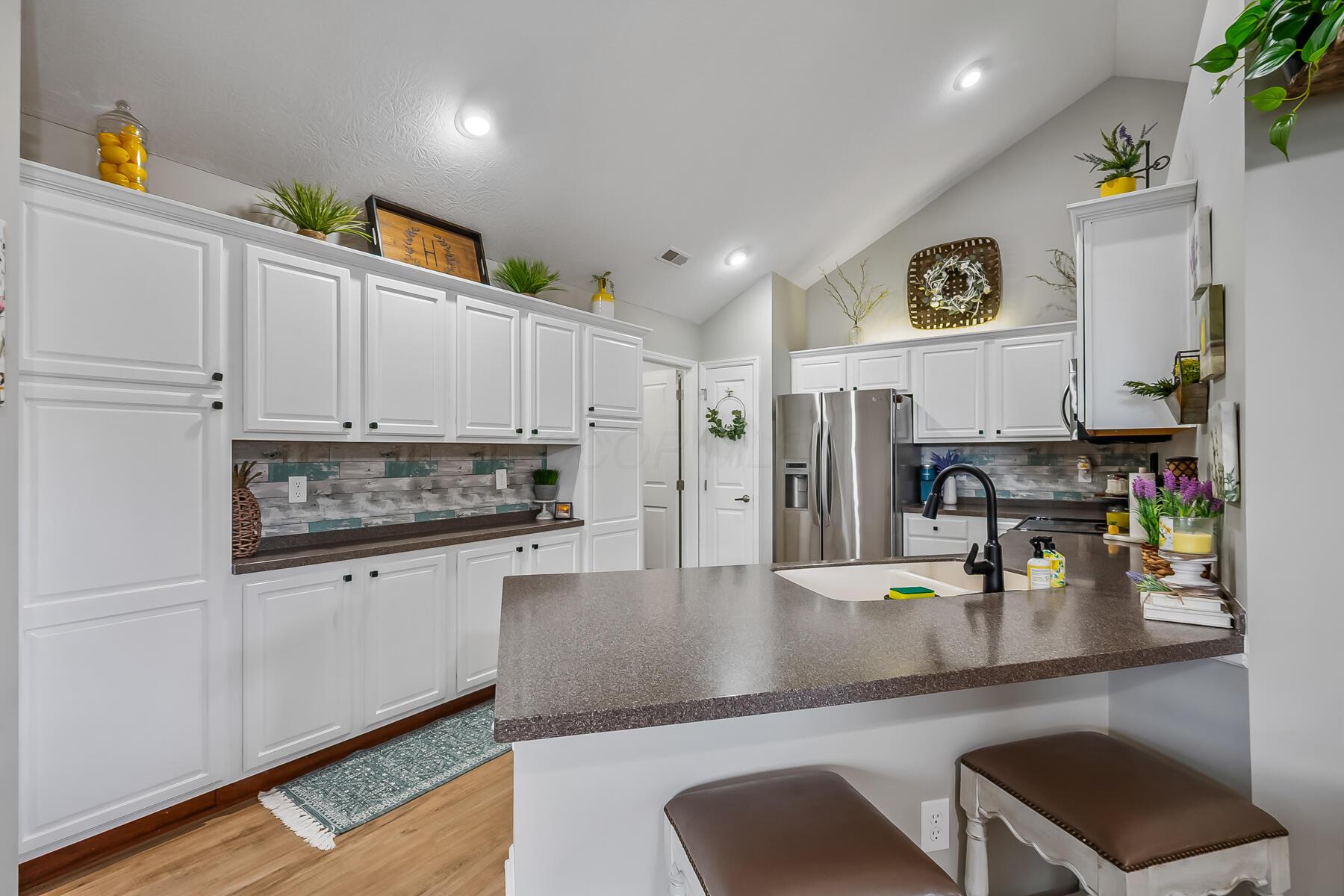 7300 Falls View Circle, Delaware, Ohio image 14