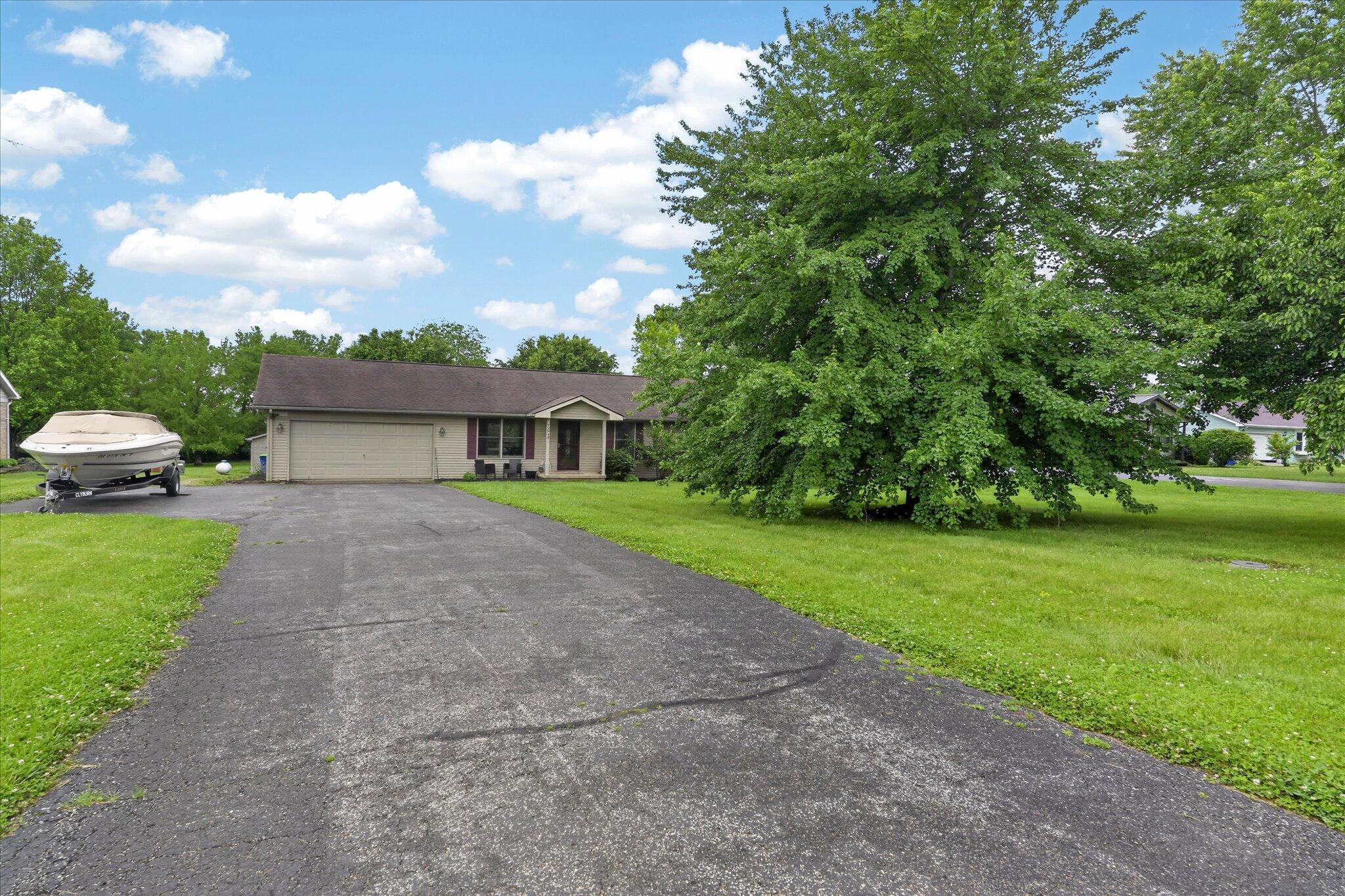 12948 Lakeside Drive