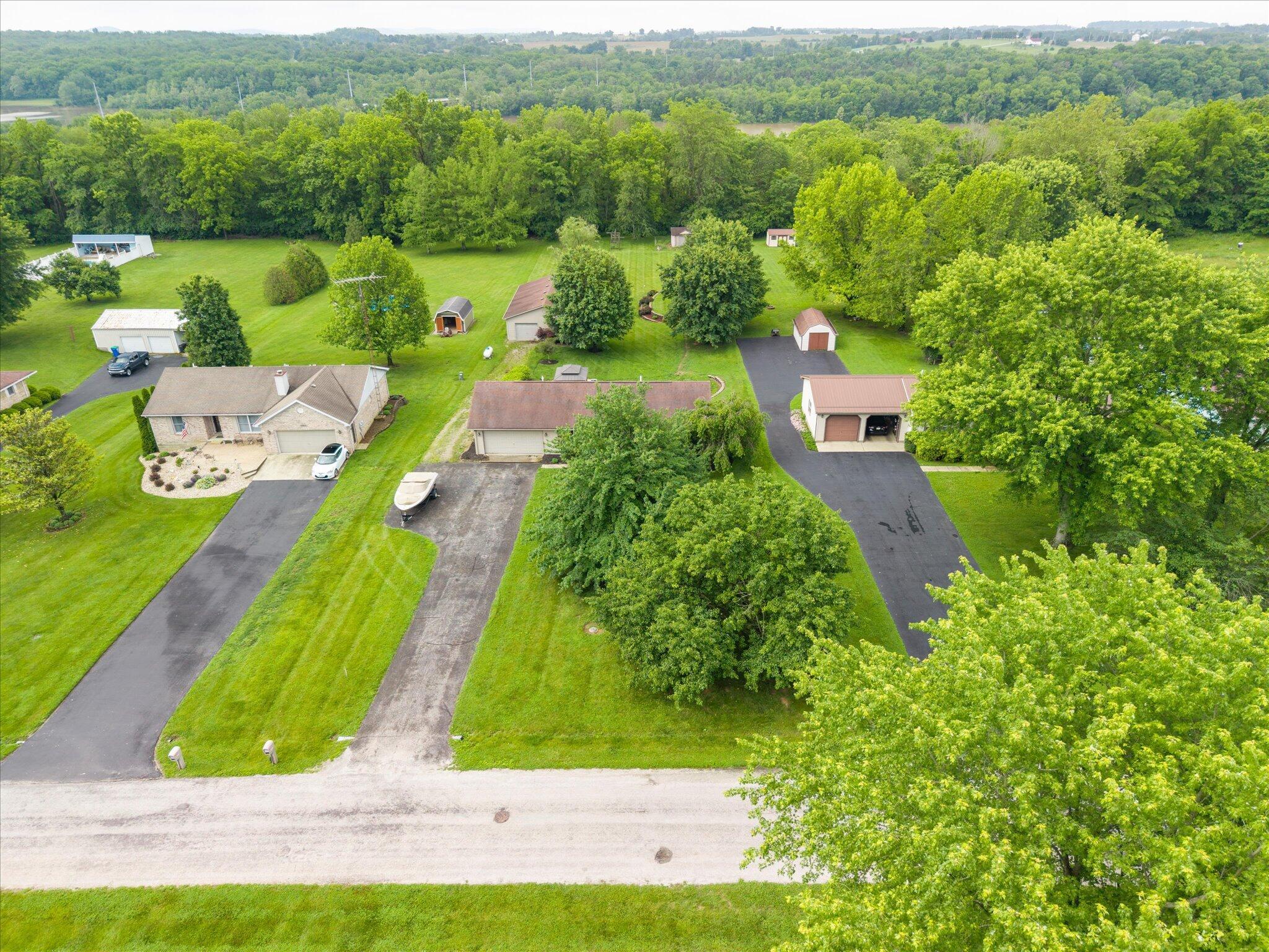 12948 Lakeside Drive