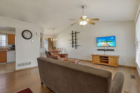 Tiny photo for 412 Hunters Court, Newark, OH 43055 (MLS # 225040977)