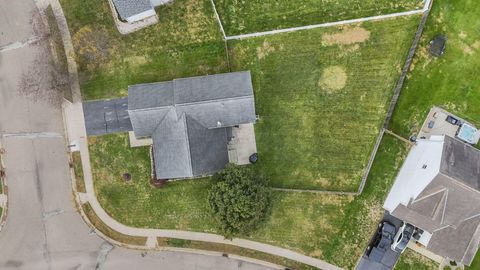 Tiny photo for 412 Hunters Court, Newark, OH 43055 (MLS # 225040977)